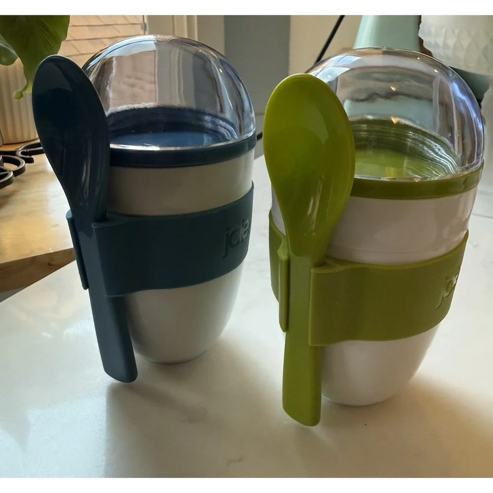 Joie Yogurt On The Go Reusable Snack Cups With Spoons Open New No Packaging